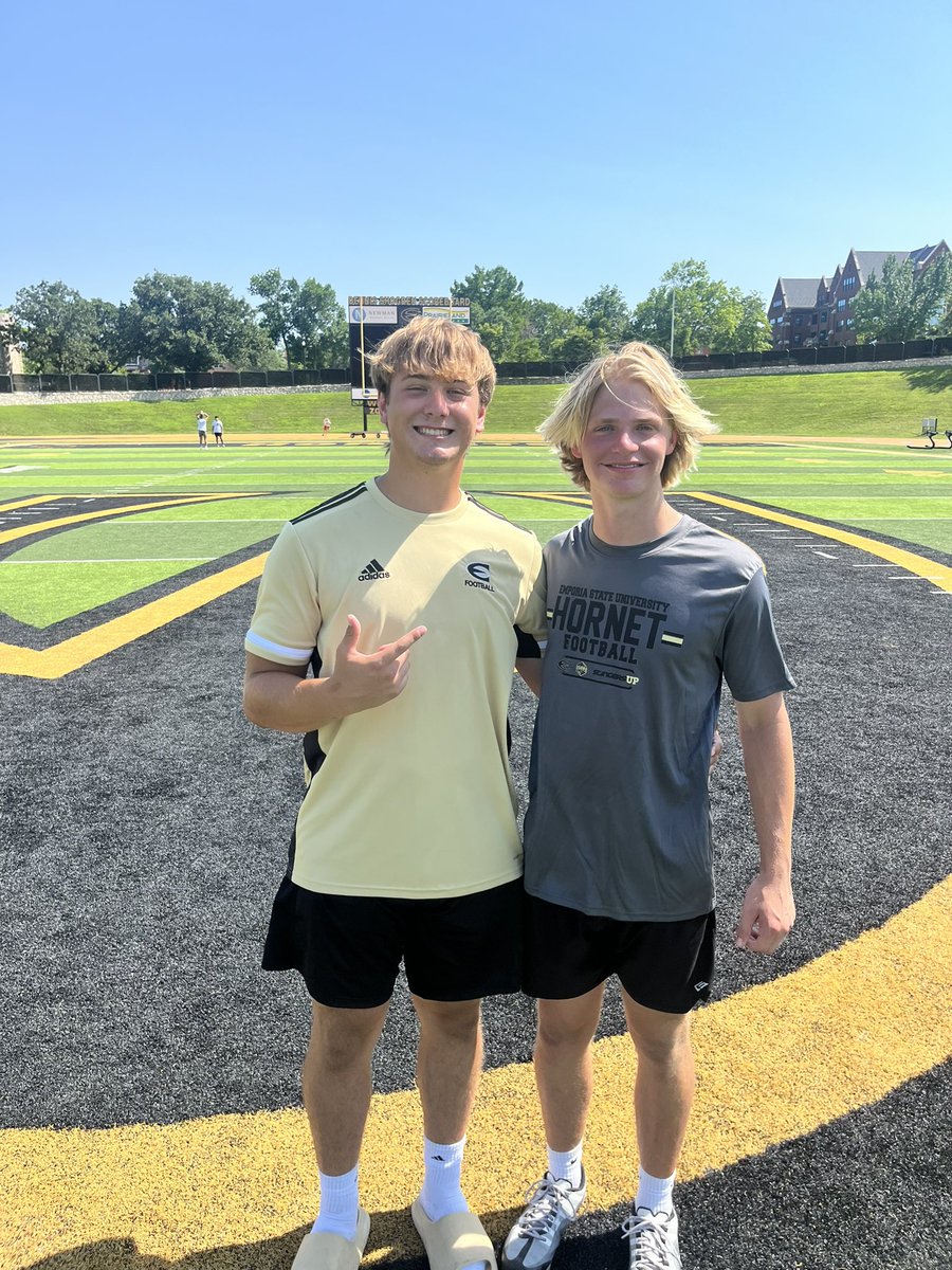 Micah Kruse (@micahkruse25) on Twitter photo Great time <a href="/esuhornetsfb/">ESU Hornet Football</a> prospect camp today. Always fun to see the legend <a href="/EastonRogers30/">Easton Rogers</a>
Thanks for having me <a href="/CoachHarelson/">Cade Harelson</a> Great time <a href="/esuhornetsfb/">ESU Hornet Football</a> prospect camp today. Always fun to see the legend <a href="/EastonRogers30/">Easton Rogers</a>
Thanks for having me <a href="/CoachHarelson/">Cade Harelson</a>