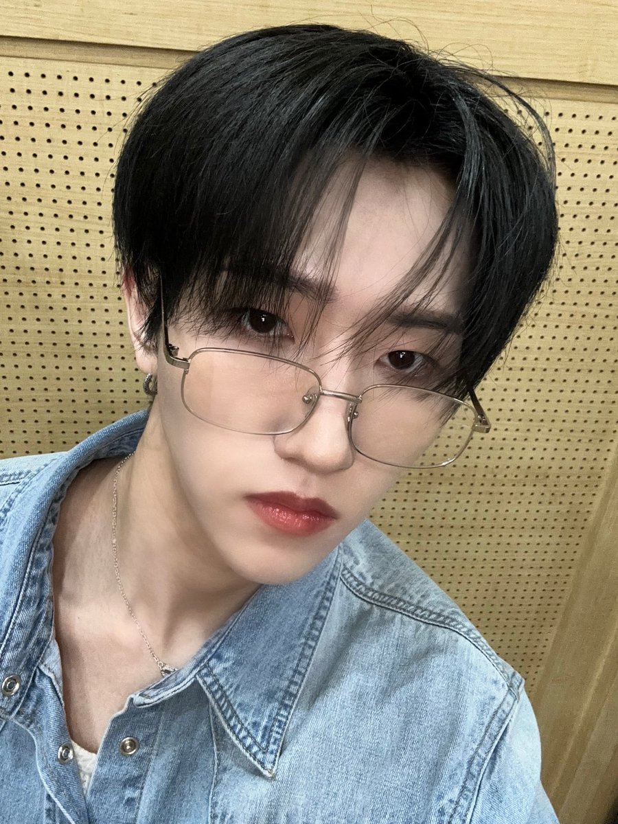 ELASTofficial's tweet photo. 흑발 돌아왔다!

#ELAST #엘라스트 #エラスト 
#BAEKGYEUL #백결 #ベッキョル https://t.co/hyKPlmQaaj