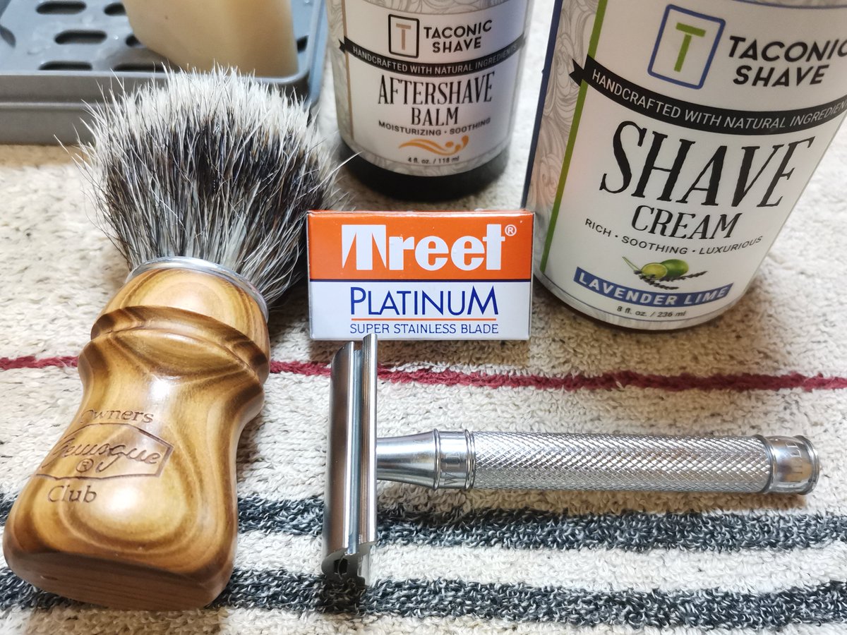 unizoh2426's tweet photo. 3パスの追い込み配分を変えたら
Treetでも具合が良くなりました
未熟だなぁ
Edwinjagger3one6+TreetPlatinum
TaconicShave LAVENDER&LIME+BALM
SemogueSOC BAGER/BOAR MIX
#両刃カミソリ #Edwinjagger #SOTD #wetshaving https://t.co/PPWmNTBq2V