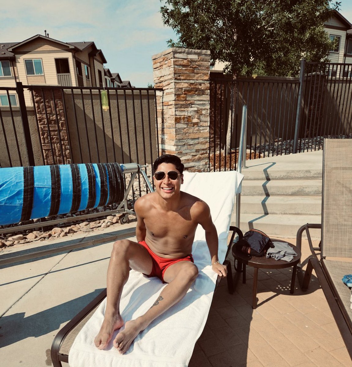 dancer_juan's tweet photo. It’s like a hundred ninety-nine degrees 🔥 
#Gay #Summer https://t.co/4aFyYi0ViO