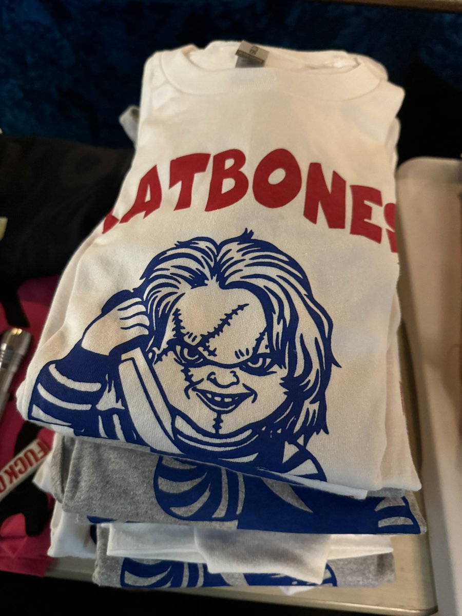 Kenyade666's tweet photo. めっちゃカッコイイTシャツから、可愛いのまで！！(っ ॑꒳ ॑c)ﾜｸﾜｸ

めっちゃええやん！！www

他にもいっぱい！！😊

写真は、俺チョイス！！👍 ̖́-

 #pr666 #RATBONES #十三 https://t.co/R2sSlTI8Js