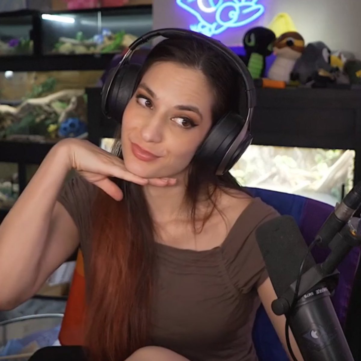 evermorae's tweet image. forgot to post these from the other day – how gorgeous is @KaraCorvus ??