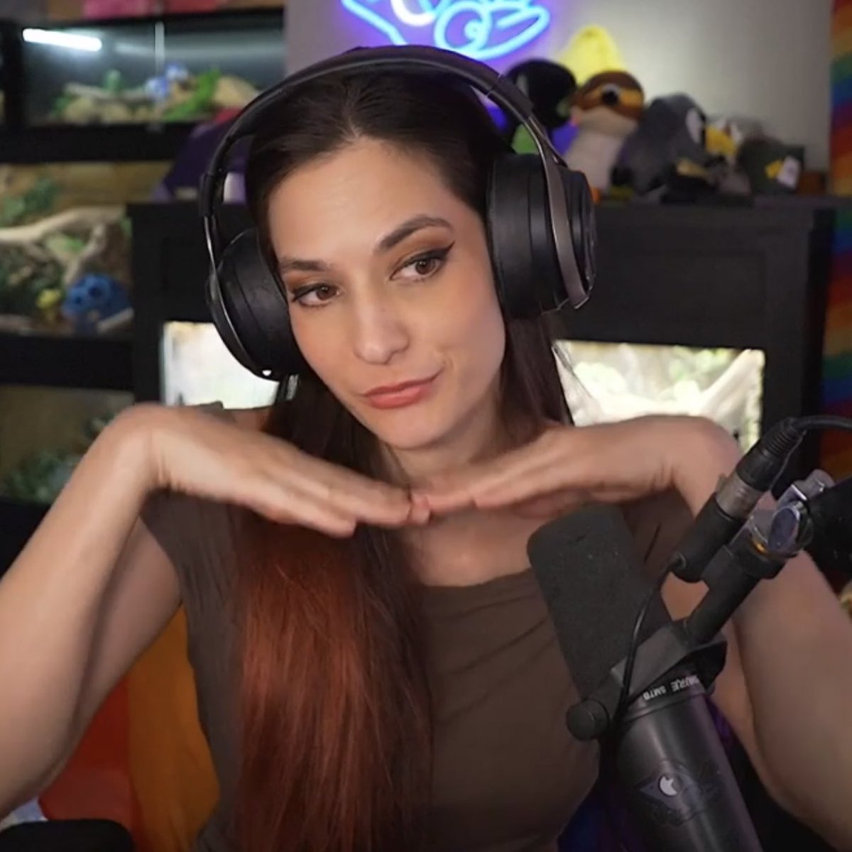 evermorae's tweet image. forgot to post these from the other day – how gorgeous is @KaraCorvus ??