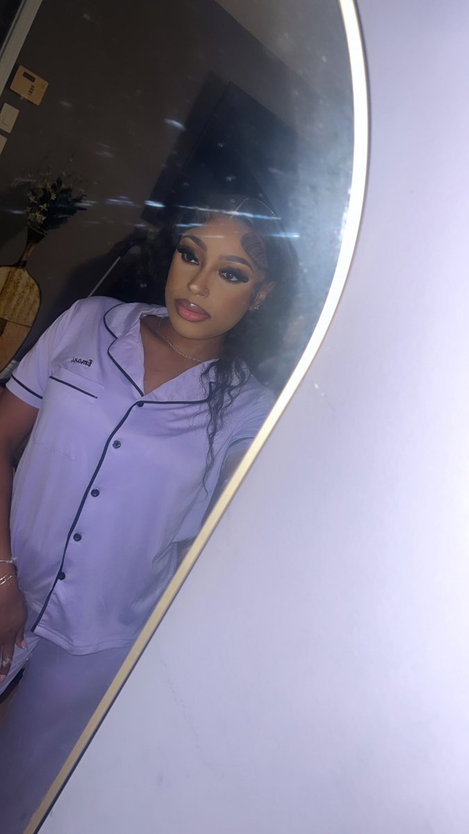 emanishamari's tweet photo. 💜#ASOB https://t.co/186ADzY4e2