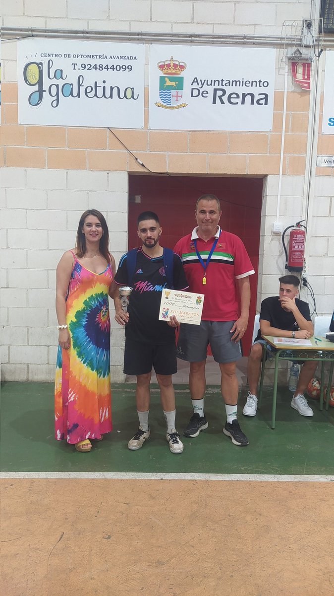 🏁Final de la edición 2024 del <a href="/maraton_Rena_FS/">Maratón Rena FS</a> donde se proclama campeón el equipo local.
🥇#BambatamRena🏆
🥈#NohayWebos