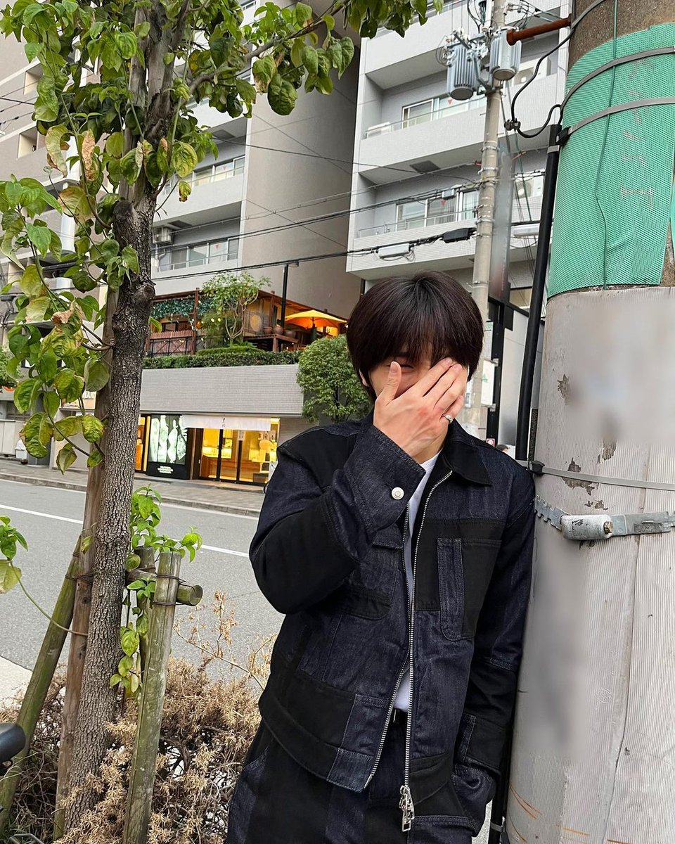 合 ⭑ (@hourlyjgn) on Twitter photo 