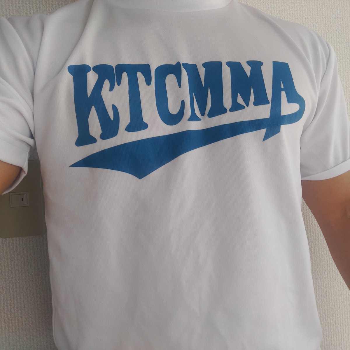 tubasapp's tweet photo. 今日は神田くんのコスプレで配信楽しみます!
#神田体育 #KTCMMA #カンタベリー #TORAO33 https://t.co/PNbASY2UxR