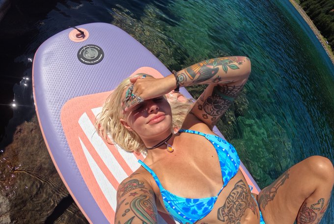 Paddle Board Barbie https://t.co/ErLpVQutKB