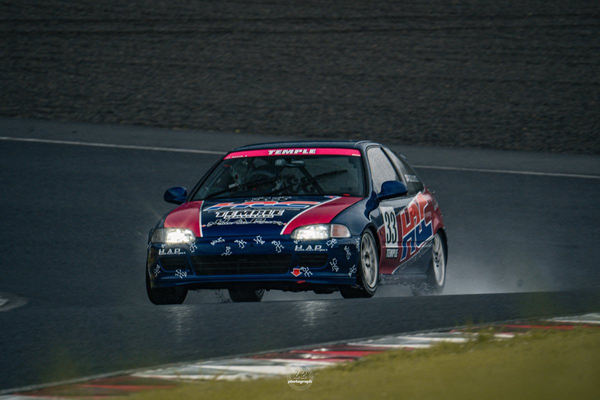 雨が酷すぎる😂

 #ホンダワンメイクチャンピオンカップレース
