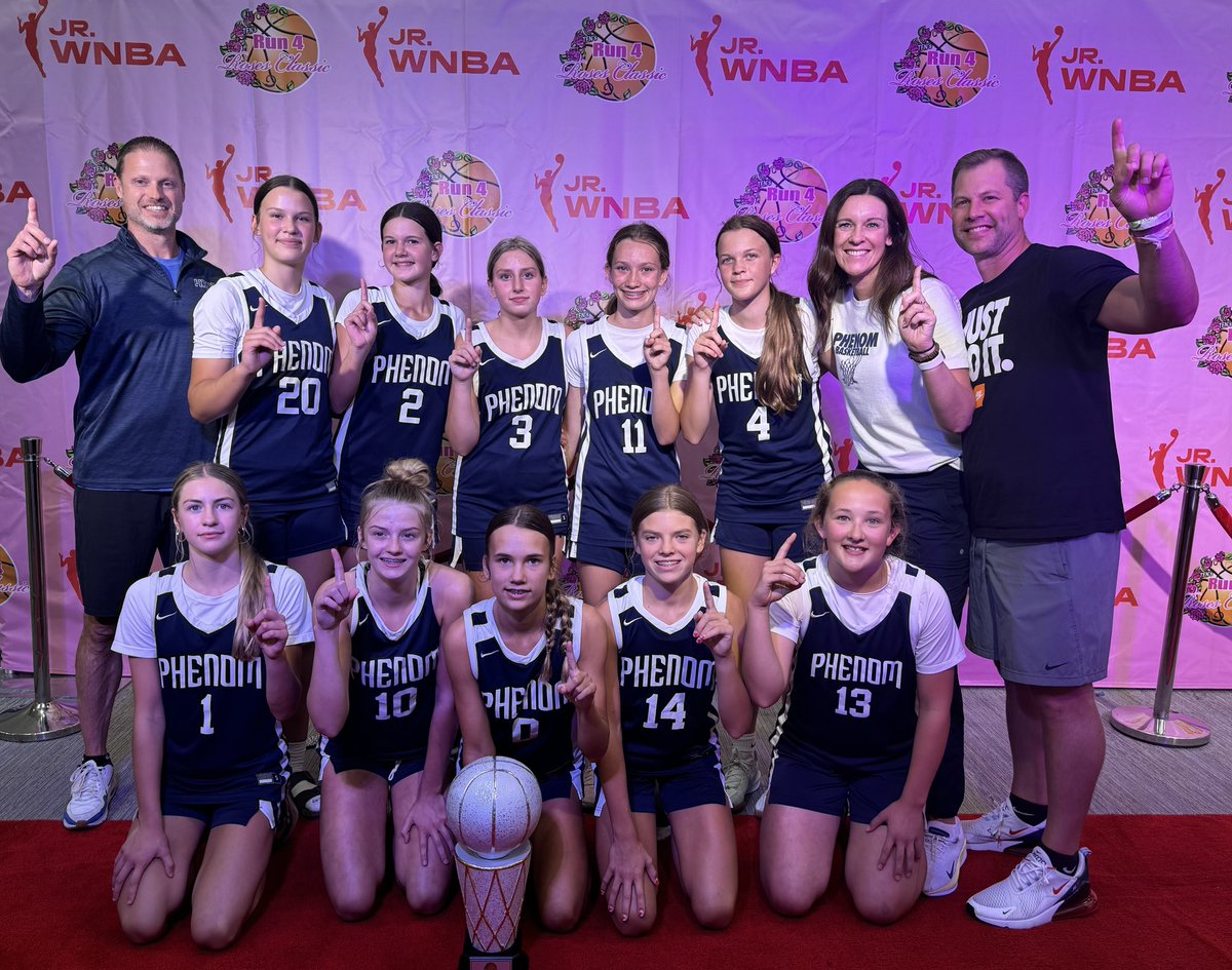 Congrats 7th grade! Platinum champs and playing up in 8th grade.