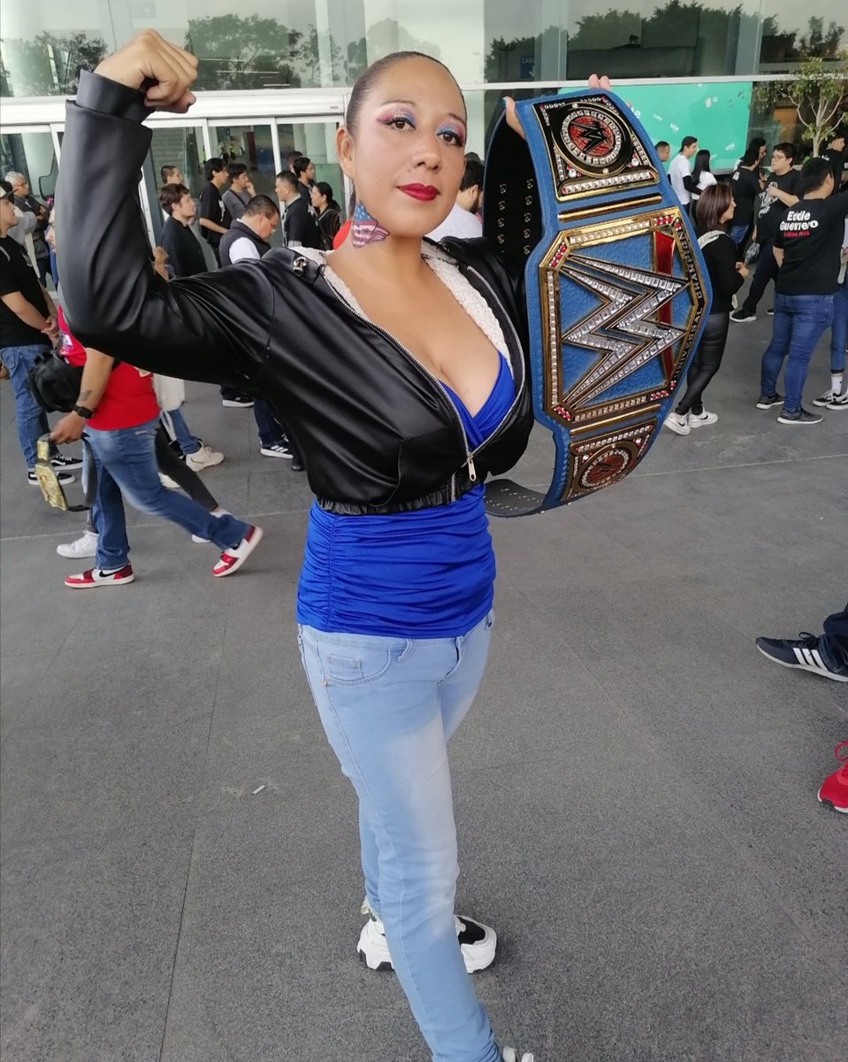 ikaros_sama's tweet photo. #WWEMexicoCity https://t.co/5AnA3h1ALS