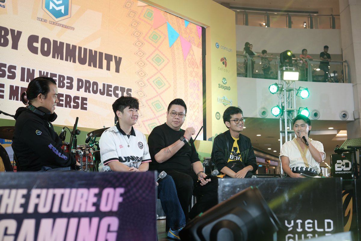 MFWCaravan's tweet image. INTERN UPDATE

@W3Metaversity segment at the #YGGRoadtripManila talking about the "Powered by Community: Fueling Success in Web3 Projects and the Metaverse" with:  👉 @yellowpantherx
👉 @Kaizergaming88
👉 @GwapongHaseyo of BCH
👉 @CMahalay of @NftxStreet