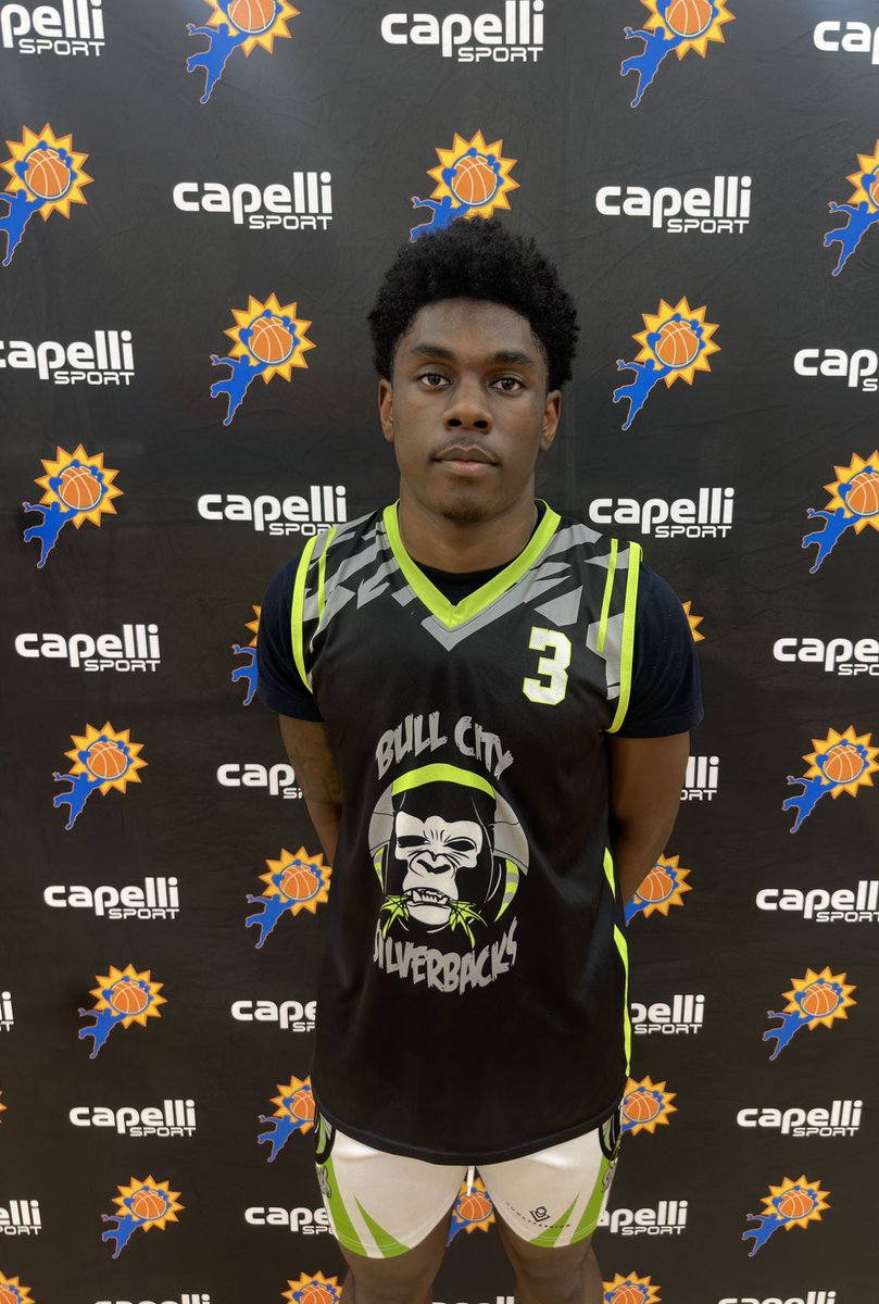 BigShotsGameMVP's tweet photo. #BIGSHOTS #MyrtleBeachLive

17u

Port City Stars - 63
#45 Drew Gallagher - 21pts 

BullCity Silverbacks - 59
#3 Jylan Shealey - 20pts

@BigShotsglobal https://t.co/qFJAFY2EPu