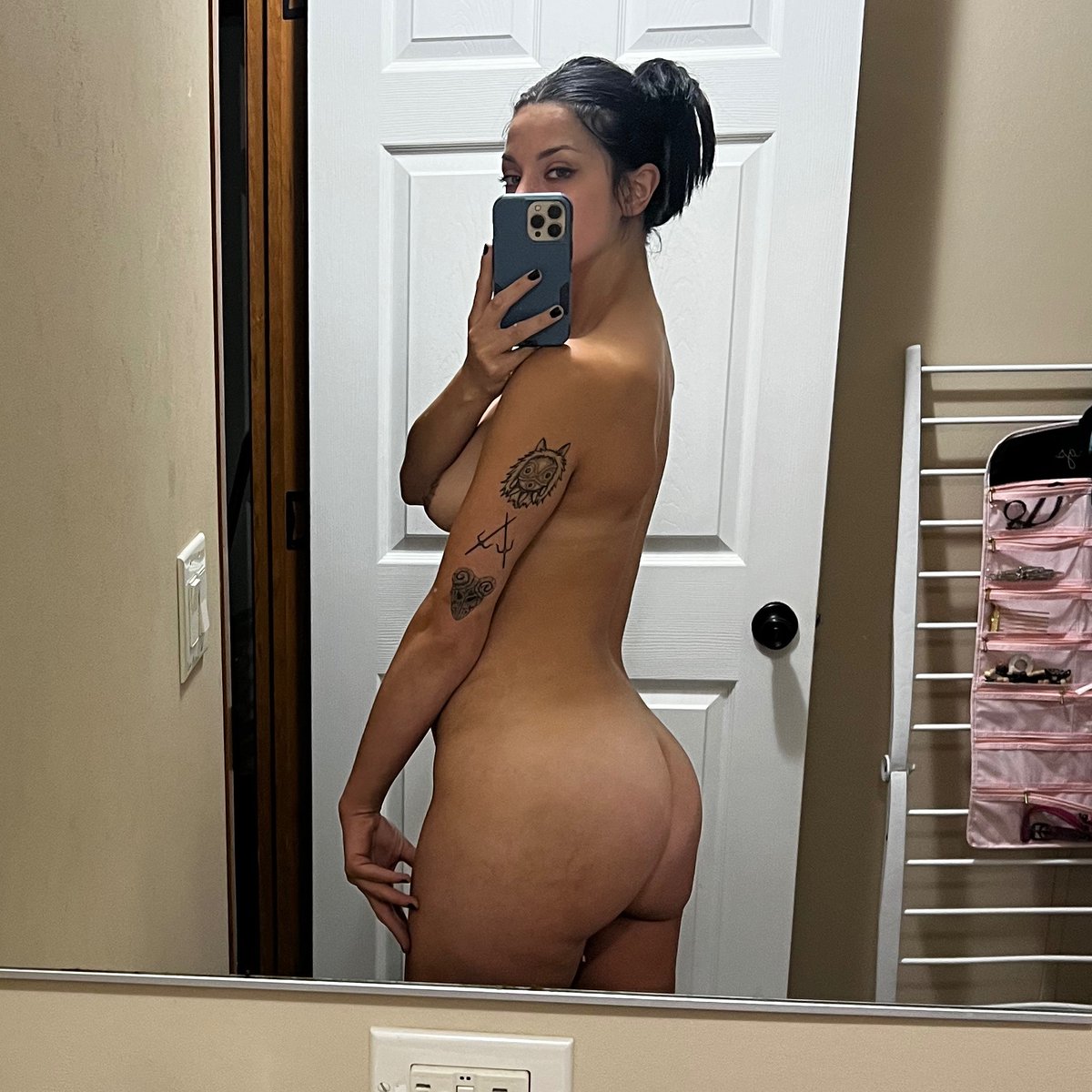 GothiccJade's tweet photo. might be up all night if you want to talk on only fans. Giving a lucky someone a price sesh tonight ;) come play...

https://t.co/XyyOis5uat

#gothgirl #goth #egirl #altgirl #prettypussy #pussy #squirter #squirt #comeplay #daddysgirl #naked #nsfw #nudes #nude #tattoogirl #3some https://t.co/9tqkFcXmvJ