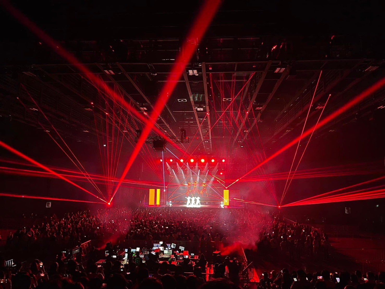 GSad_mKXYAEgpD6?format=jpg&name=large