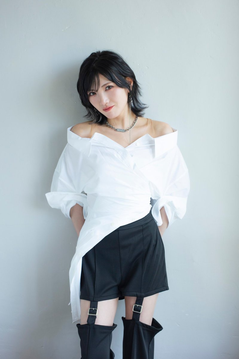 デビュー12周年を迎えました 。
応援してくださっている皆様
本当にありがとうございます !
ファンの皆様に
嬉しい報告が沢山出来るよう
13年目も頑張ります💪🏻🔥
これからもよろしくお願いします😊🌈