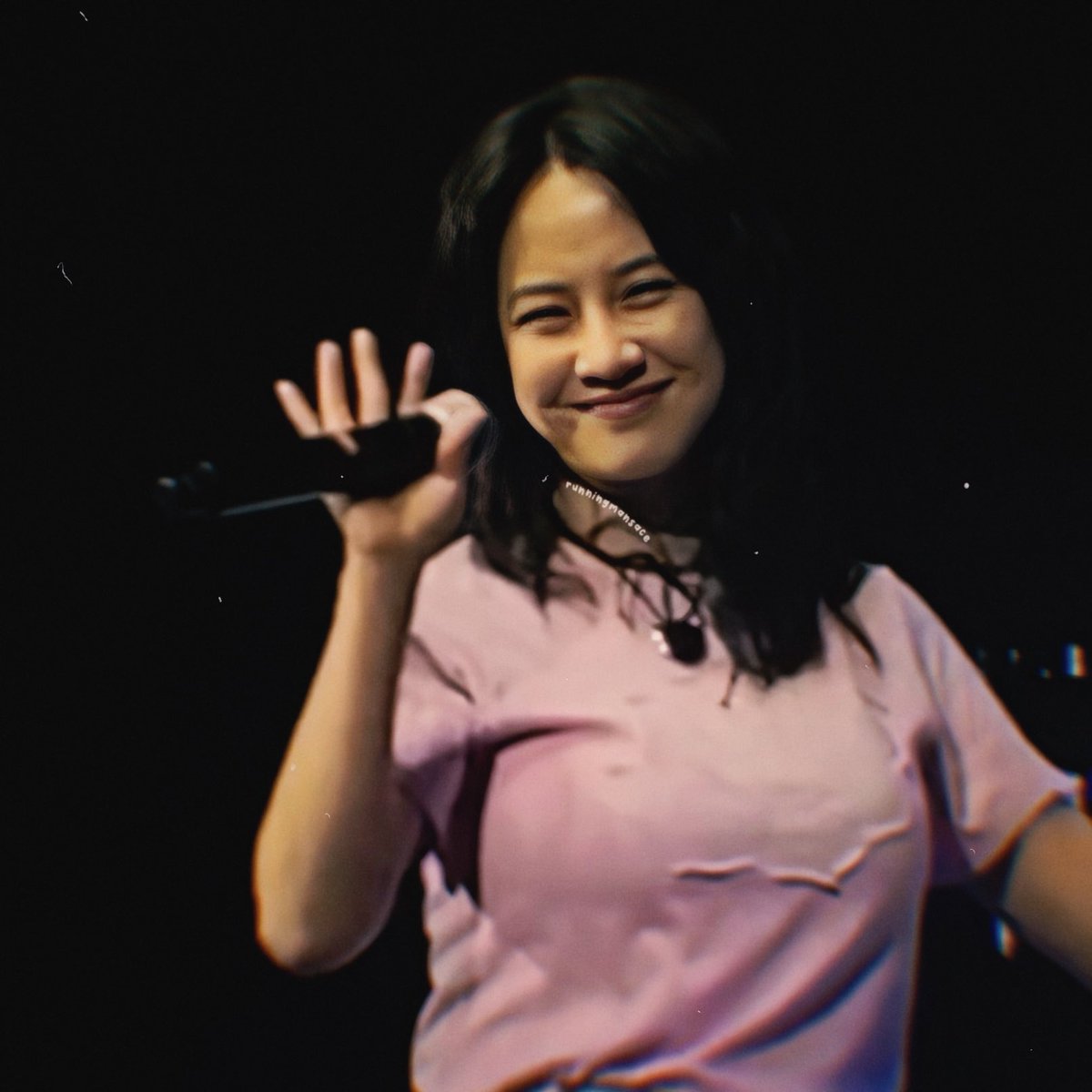 runningmansace's tweet photo. [late twt] #SongJiHyo #송지효 said hi! ♡

#RUN2UinMANILA #RUNNINGMANinMANILA2024 https://t.co/rhiCcX5Fmq