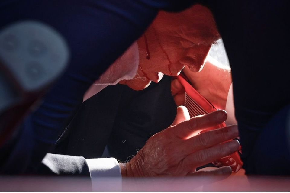 Parafraseando a Martin Luther King, diríamos que la esperanza de un mundo seguro y habitable recae en disciplinados rebeldes que se dedican a la justicia, la paz y la fraternidad, al margen de la vorágine de las redes sociales. #Solidaridad #USA🇺🇸 #Atentado <a href="/realDonaldTrump/">Donald J. Trump</a> #Paz