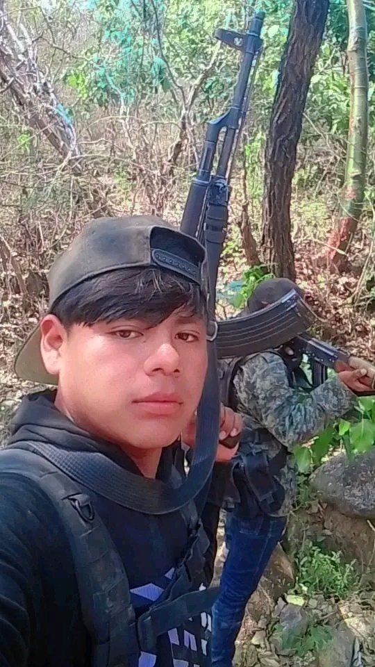 QuemandoAlucin_'s tweet photo. Los coras de #Nayarit se están uniendo alas filas de CJNG para después mandarlos como carne de cañón y quedar tirados entre los pinos contra la guerra que se tienen en san andres milpillas y sus alrededores CJNG - CDS•MZ https://t.co/ql08pvaXGL