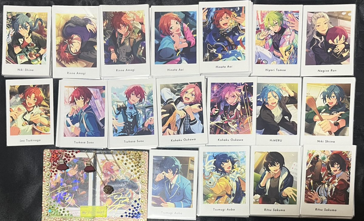 mitu_mint's tweet photo. レオ.司.凛月.嵐.夏目.つむぎ.宙.斑
※extraは各1枚、他の枚数は画像4枚目参照

求)茨 画像3枚目 
友人分 ジュン
※値段の関係から右2枚は2:1可

都内手渡し、郵送 https://t.co/KNJTGgA8XT