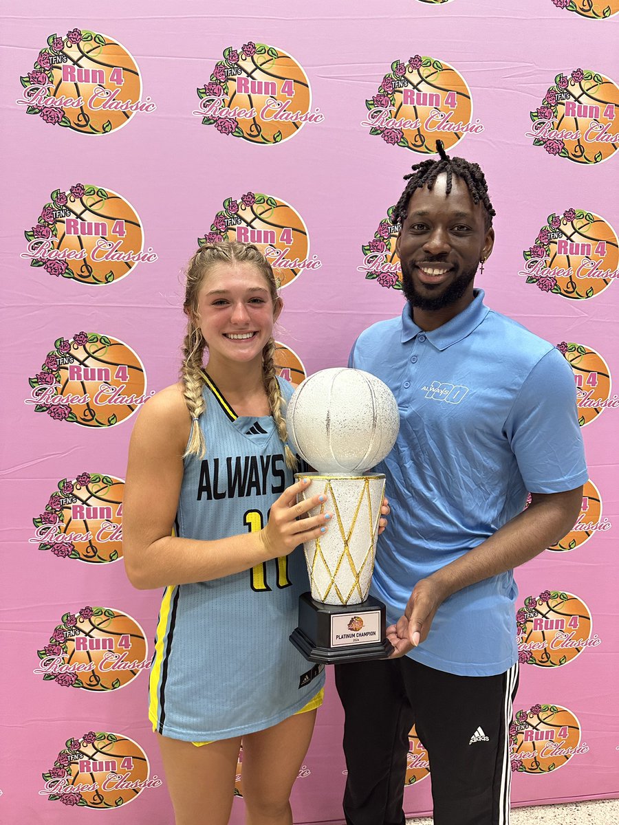 GraceScharlach's tweet photo. So incredibly proud of our team! 5-0 AND Platinum Aqua Champions at Run 4 the Roses! @vjhAlways100 @A1G_24 #Roses https://t.co/nFZ1OgzleW
