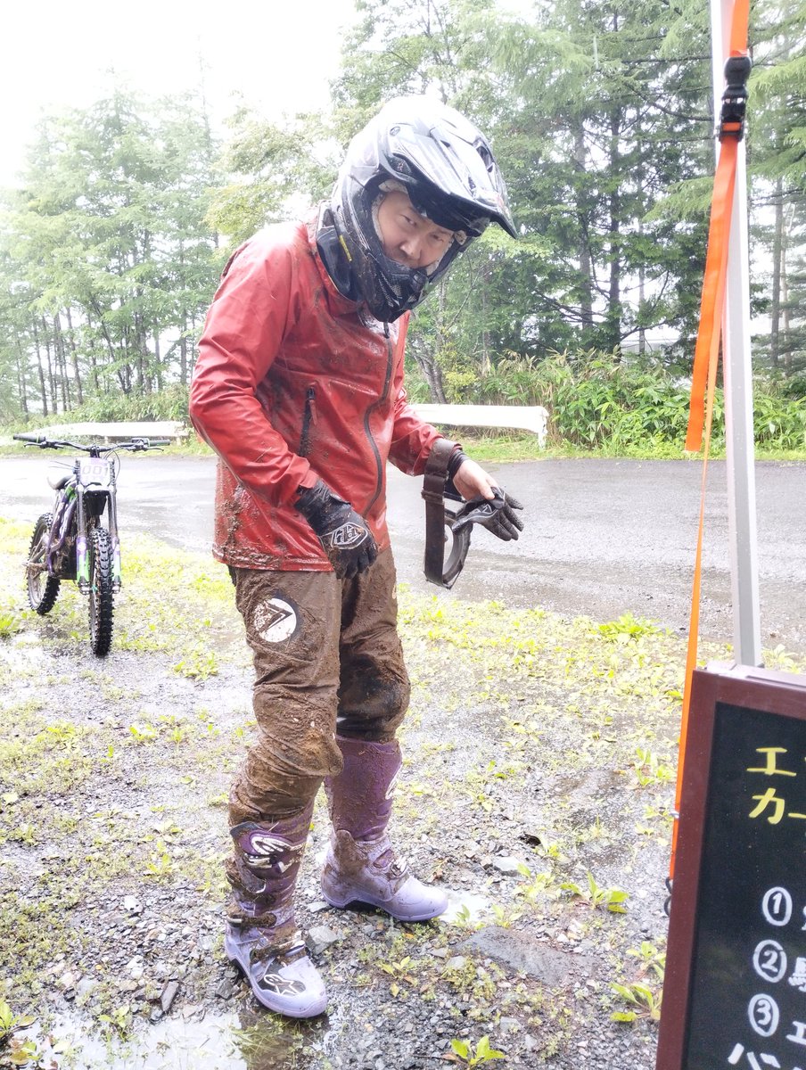 BESTAUTO_WADA's tweet image. ファッションオフローダー原田！！

汚っ！w
＃jonit