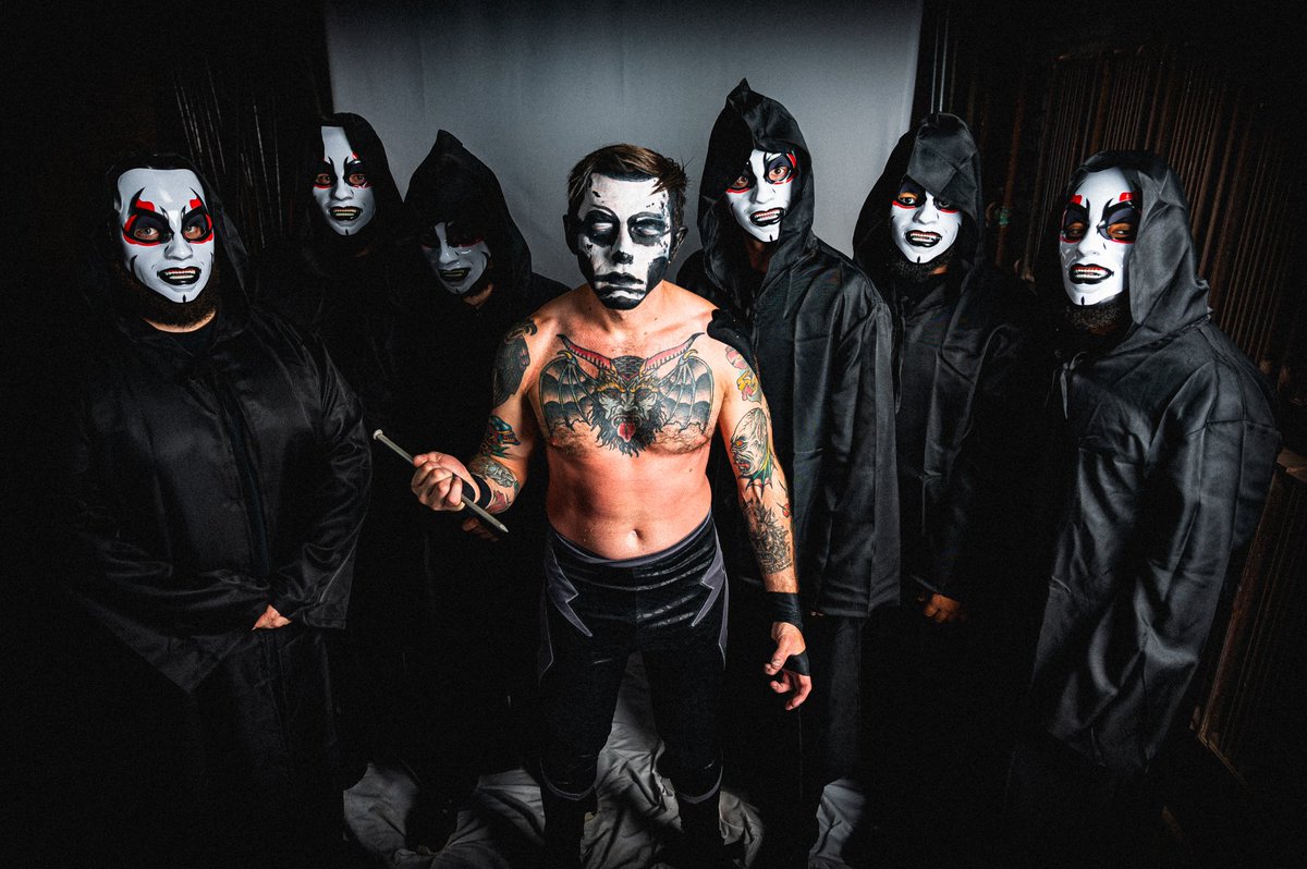 DanhausenAD's tweet photo. Absolution 🔪

📷 @brewer_photos https://t.co/vRMtSRcqvy