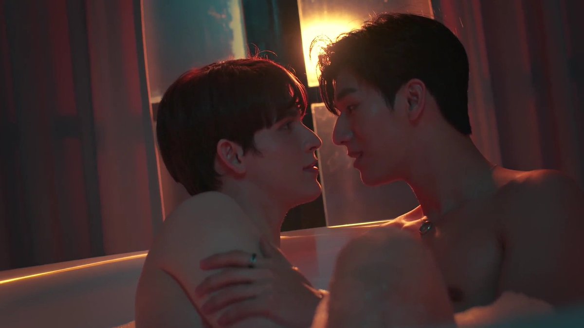 TatiChoiceLove's tweet photo. Incrível como #MonBank entregam cenas maravilhosas né. A beleza dessas cenas precisam ser apreciandas!
#SunsetxVibesEP5 https://t.co/NCXVrhDPpP