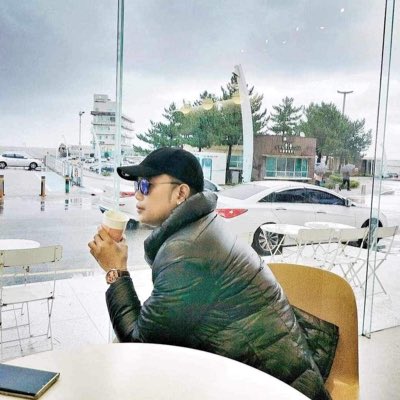 IAmRyanKen's tweet photo. #NewProfilePic https://t.co/I67er8Fpfo