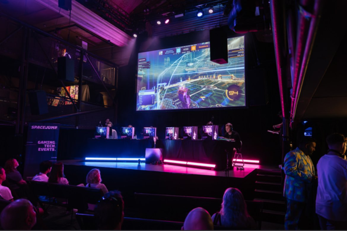 spacejump_gg's tweet photo. Today is the Supersonic Cup 2024 Winter Major LAN finals series at RE//PERTH! Come on down to Northbridge to enjoy the LAN live and in person. Not WA based? Tune in on https://t.co/ASDkvvNiZw from 11am AWST 🎮🚀 https://t.co/AWGncsM4NE