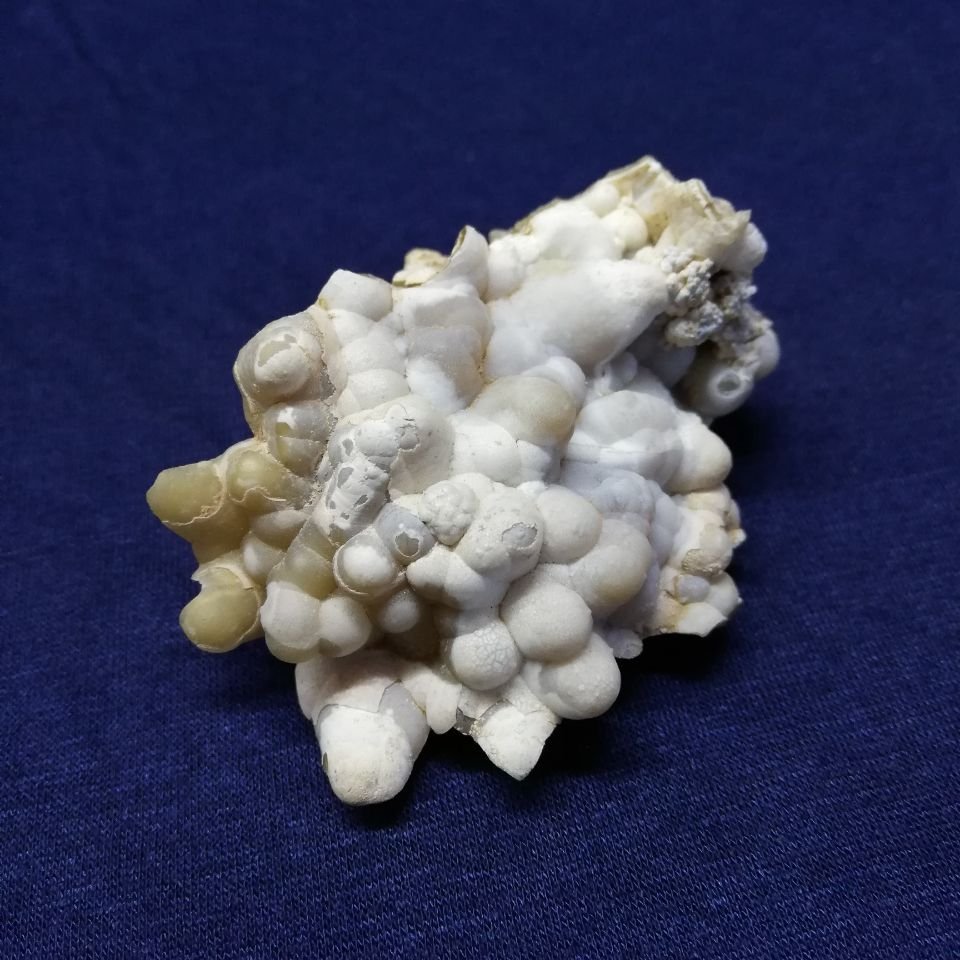 AHerodoto's tweet image. La variante de #calcita #dientedeperro cubierta con #calcedonia te está esperando. Cómprala por $140 MXN. Hacemos entregas gratis en CDMX y envíos en el resto del país. #Geografía #CienciasDeLaTierra #Geología #Minerales.