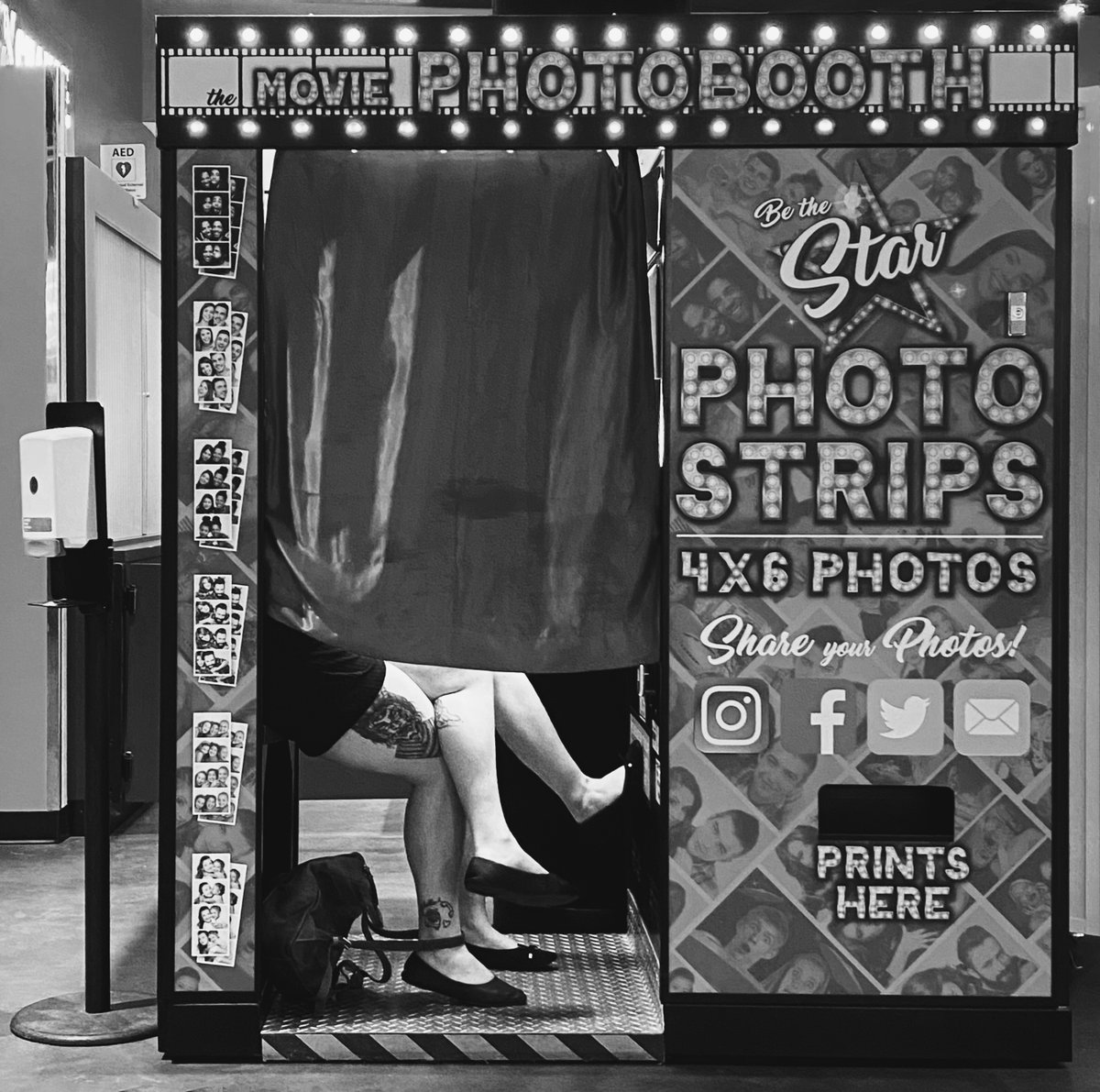 rossatechstudio's tweet photo. Giggles from the photobooth made for an odd composition. Still funny when you 'get it' #photobooth #photowalk #Fredericton #nbphotography #illusions https://t.co/pSYF1y8NEU