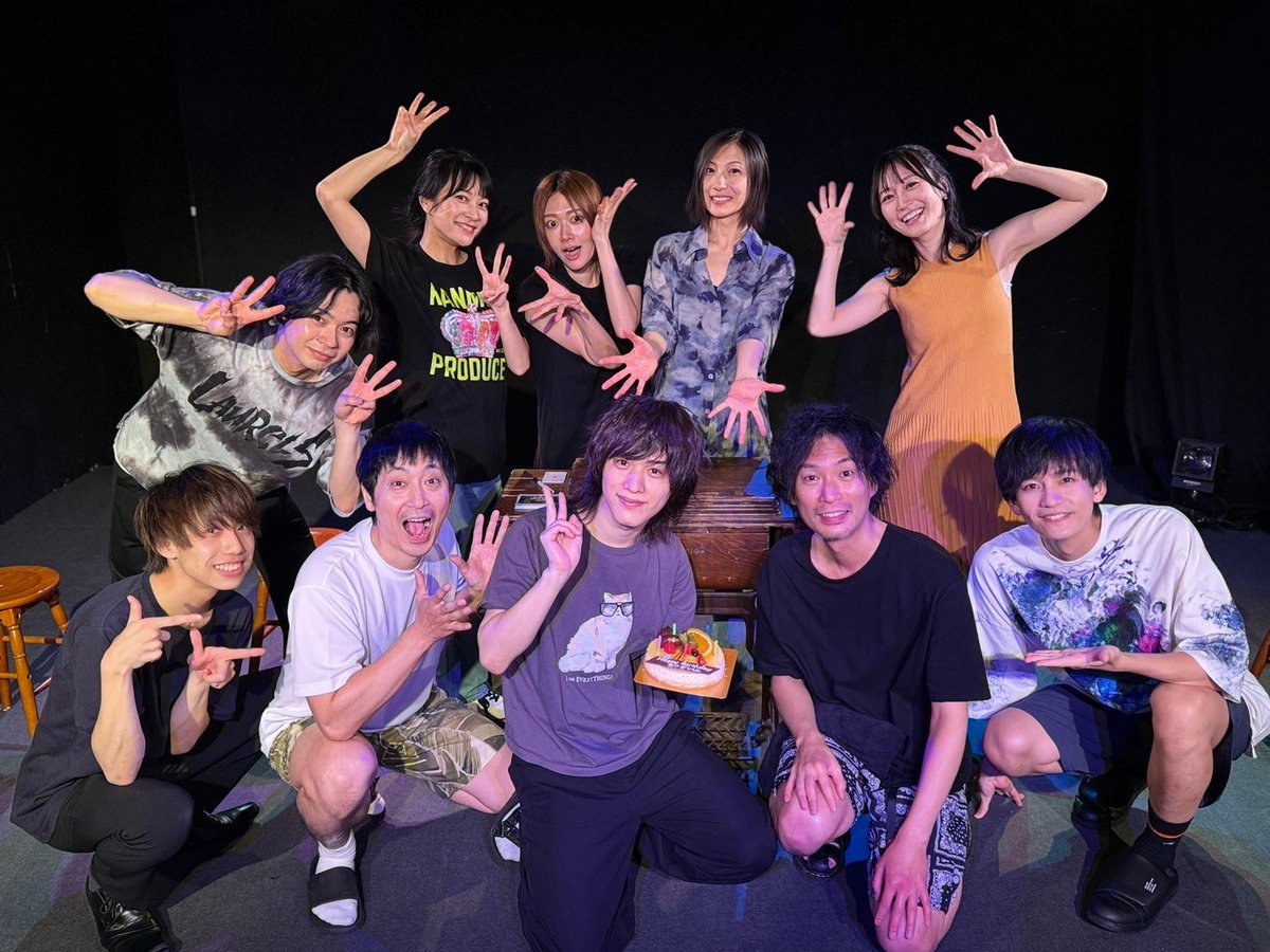 canary_adachi's tweet photo. 本編最終日です！

13時回、18時回、
各回、若干当日券出ます！

飛び込み大歓迎です！

公演時間は105〜110分予定

2024.7.10(水)〜15(祝･月) 
千本桜ホール
劇団 安達電機商会 旗揚げ公演
『何でこんなことになるかね』

[チケットと詳細]
https://t.co/P5sOCfnn8m https://t.co/OV6LmM6d1h