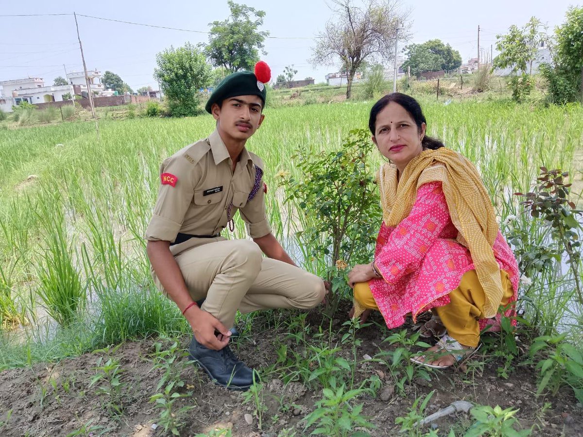 prodefencejammu's tweet photo. #NCC
#EkPedMaKNaam
Living up to the true spirit, NCC cadets are planting trees at their homes & in their neighborhoods during summer holidays. Honoring the initiative, 'One Tree for Mother.' Supporting PM's initiative #एक_पेड़_माँ_के_नाम & NCC's #OneCadetOneTree
@diprjk
@ANI https://t.co/2jZbW3uWFU