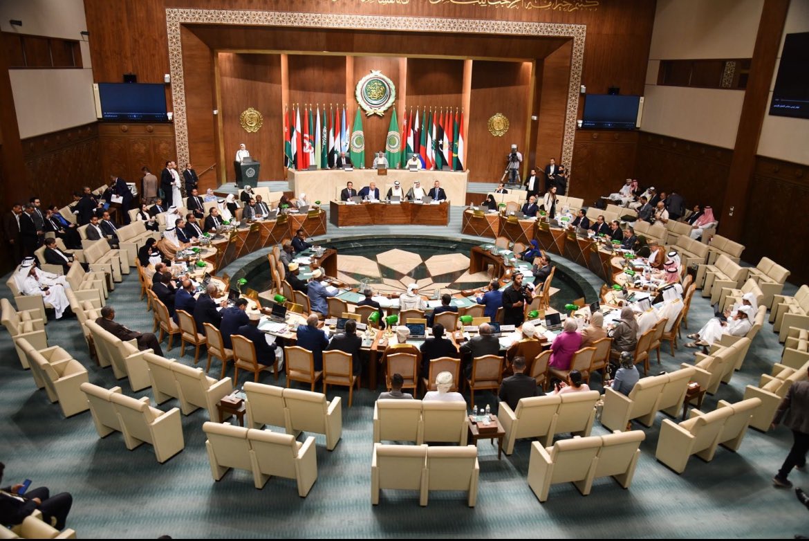 abosalman16's tweet photo. سياسي /  أكد عضو مجلس الشورى عضو لجنة الشؤون السياسية والخارجية والأمن القومي بالبرلمان العربي عساف بن سالم أبو ثنين في كلمته بجلسة البرلمان أن المملكة العربية السعودية بقيادة خادم الحرمين الشريفين وسمو ولي عهده الامين حفظهما الله أولت اهتمامًا خاصًا بالقضية الفلسطينية باعتبارها قضية العرب والمسلمين الأولى، وعنصرًا رئيسًا في سياستها الخارجية .
https://t.co/PT1Z0MDG00 @SPAregions