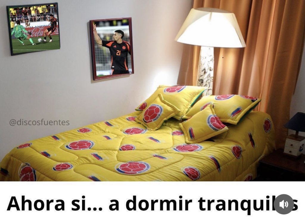 CookieJinkook's tweet photo. TODA Colombia yéndose a dormir hoy: https://t.co/NAcMmM3kYb