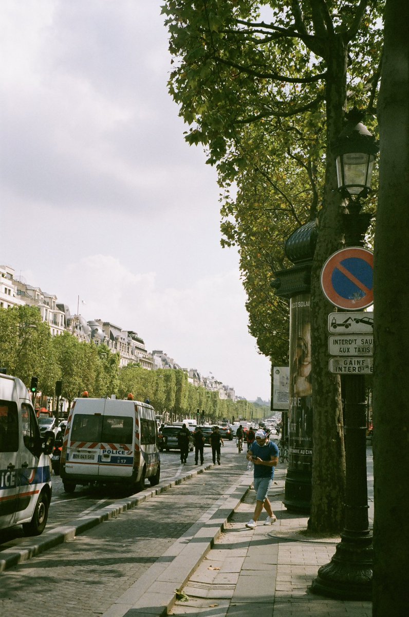 oddityichi's tweet photo. europe/35mm
#filmphotography https://t.co/bsI1VLdwVI
