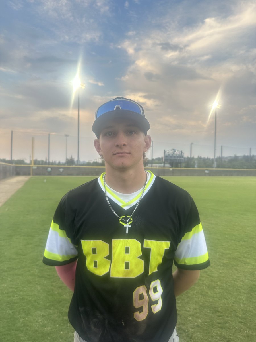 FiveToolCA's tweet image. F: @Betterbaseball1 17U 5, Alpha Force 17U 1
PoG: @JacobKlapper99 2-2, 2 2B, 2 RBI, BB