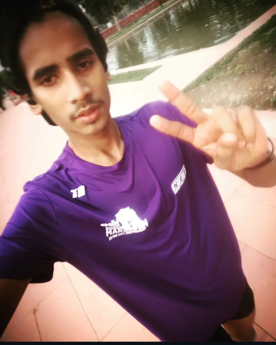 go_tapish's tweet photo. Sunday Runday 🏃🏾‍♂️🦩✨ https://t.co/0cDIQeMHle