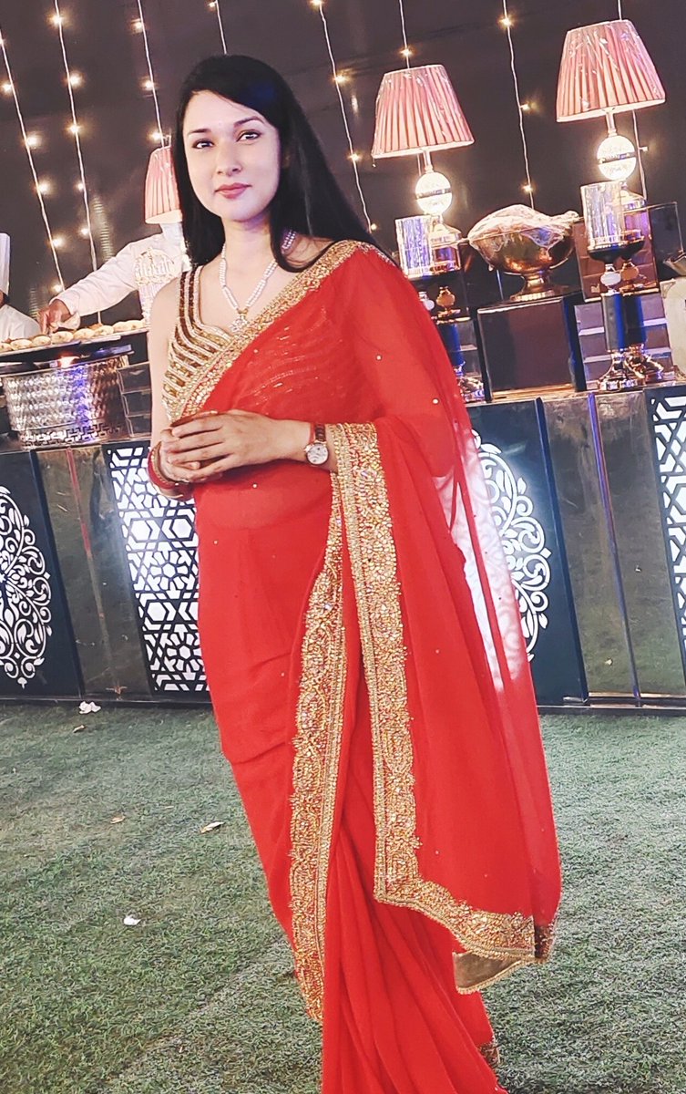 #GoodMorning 
In a world full of trends, I'll always choose tradition.
