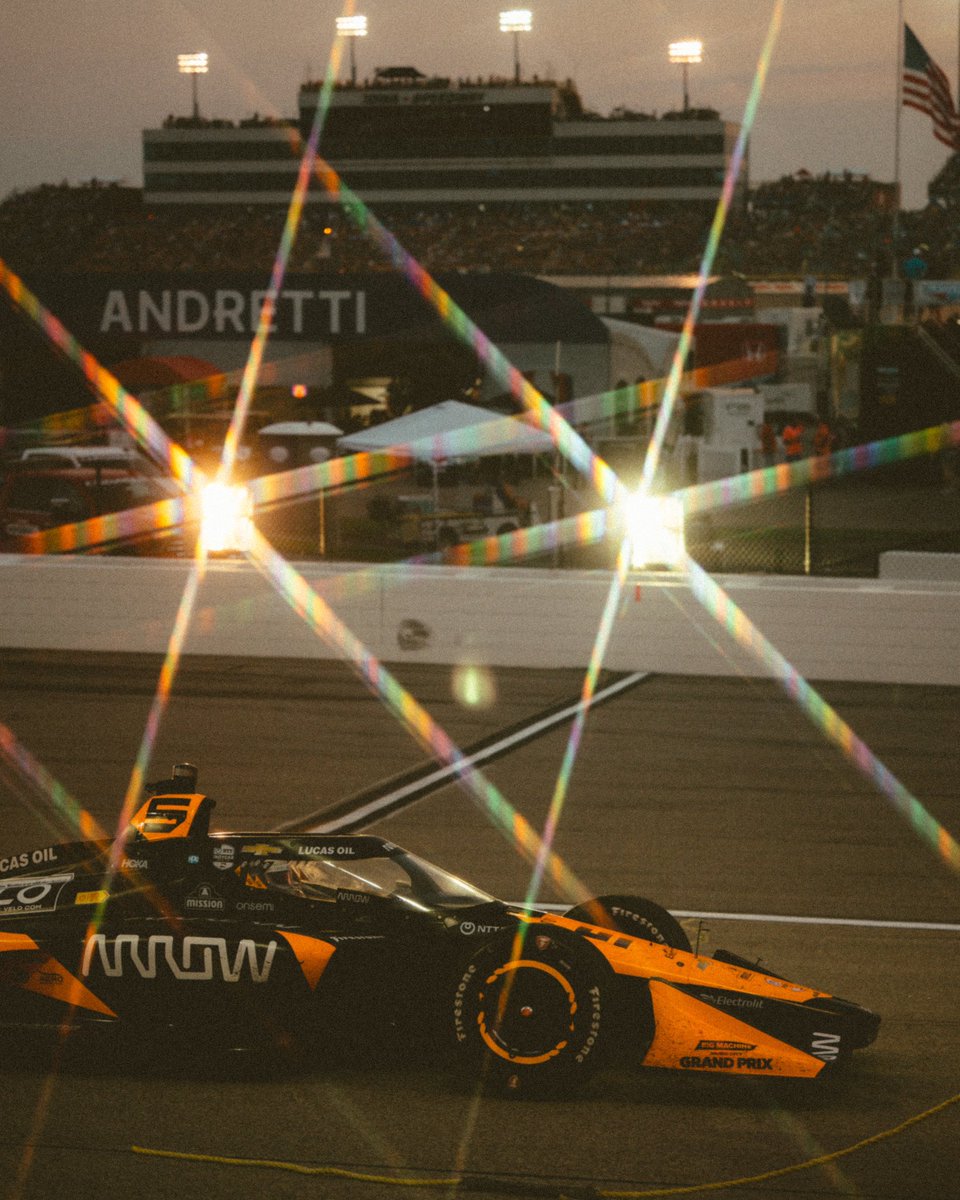 Podiiiuuuum under the lights here in Iowa. Team was absolute 🔥 in the pits <a href="/ArrowMcLaren/">Arrow McLaren IndyCar Team</a> Ready for race 2 tomorrow in the heat of the day for another 250 laps HA 🤣
