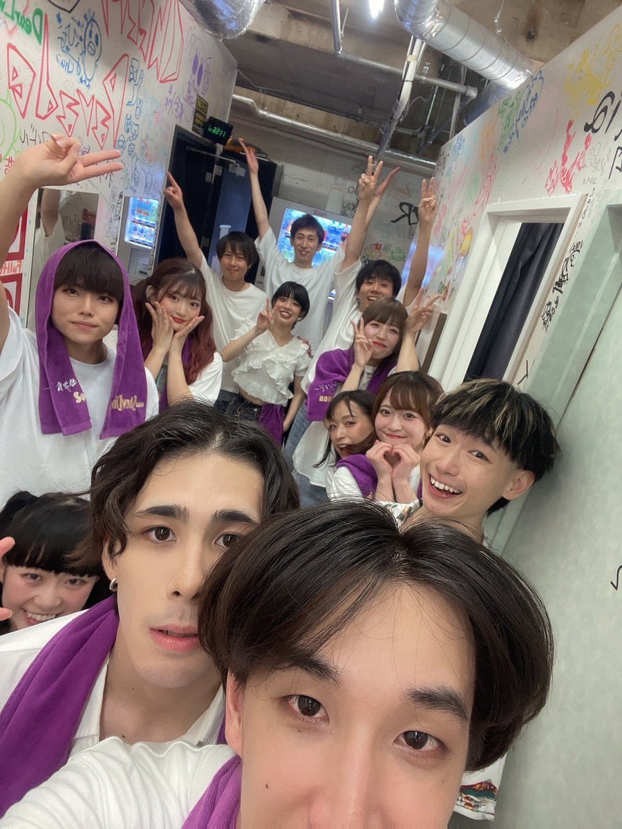 sparrow_SDN's tweet photo. 夏クール初日！
ありがとうございました👾
#オドルサタンデー 

髪も長めだったので昨日はえのしょーに鬼舞辻無惨ヘアーしてもらいました👹
ウィンブレも楽しすぎたなー！👊 https://t.co/hdKusdqoi4