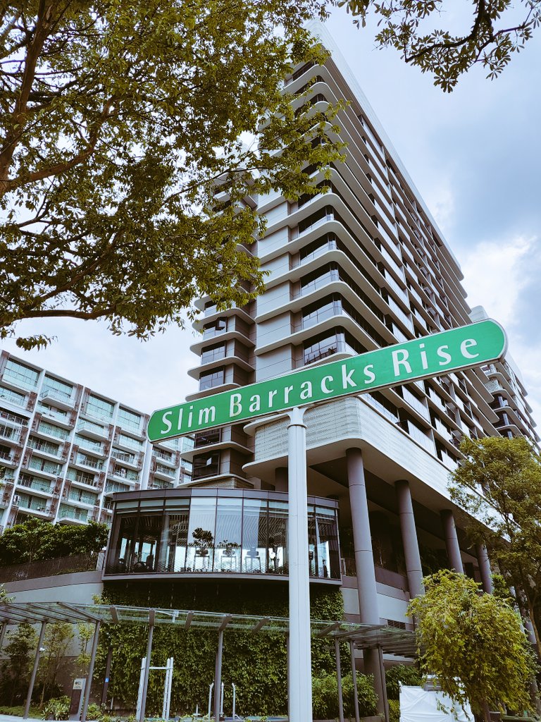 Simonlovehrb's tweet photo. city walk, nice building of NTU https://t.co/qUALXq8Q7J