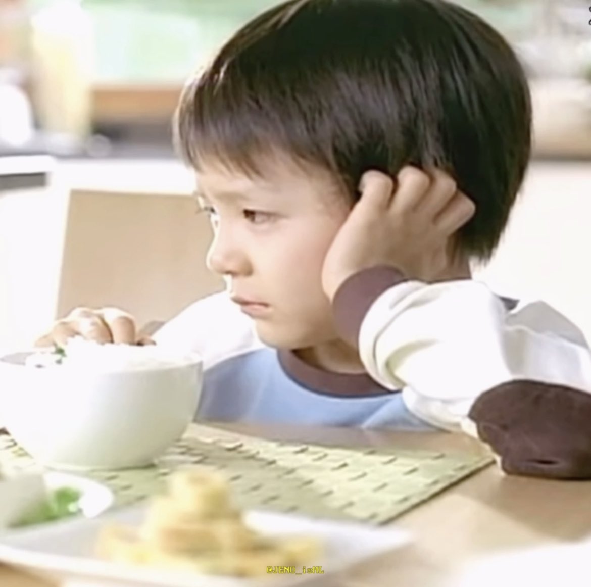 ฮึก เอาปิดเทอมมาให้ชั้น ૮.• ·̭ •̥ ა