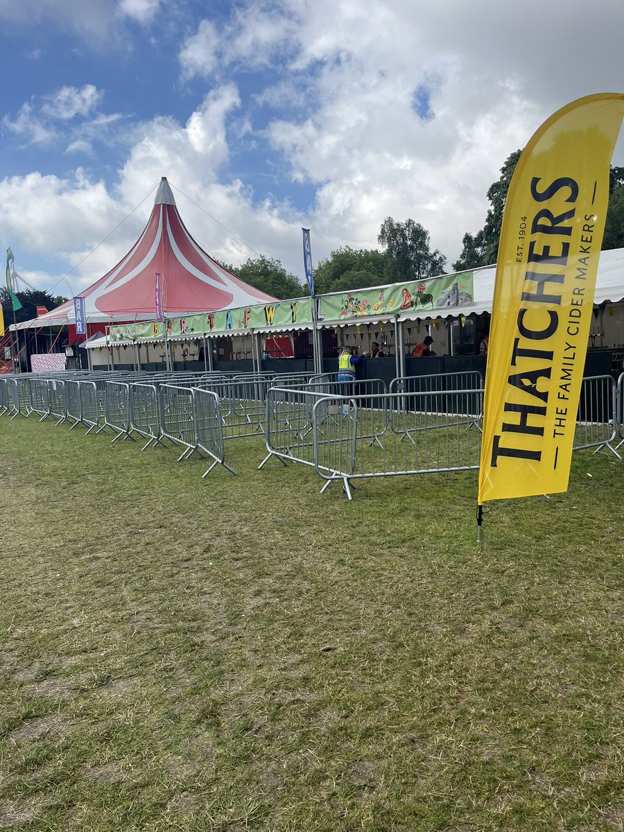 ceginhalfnhalf tweet media