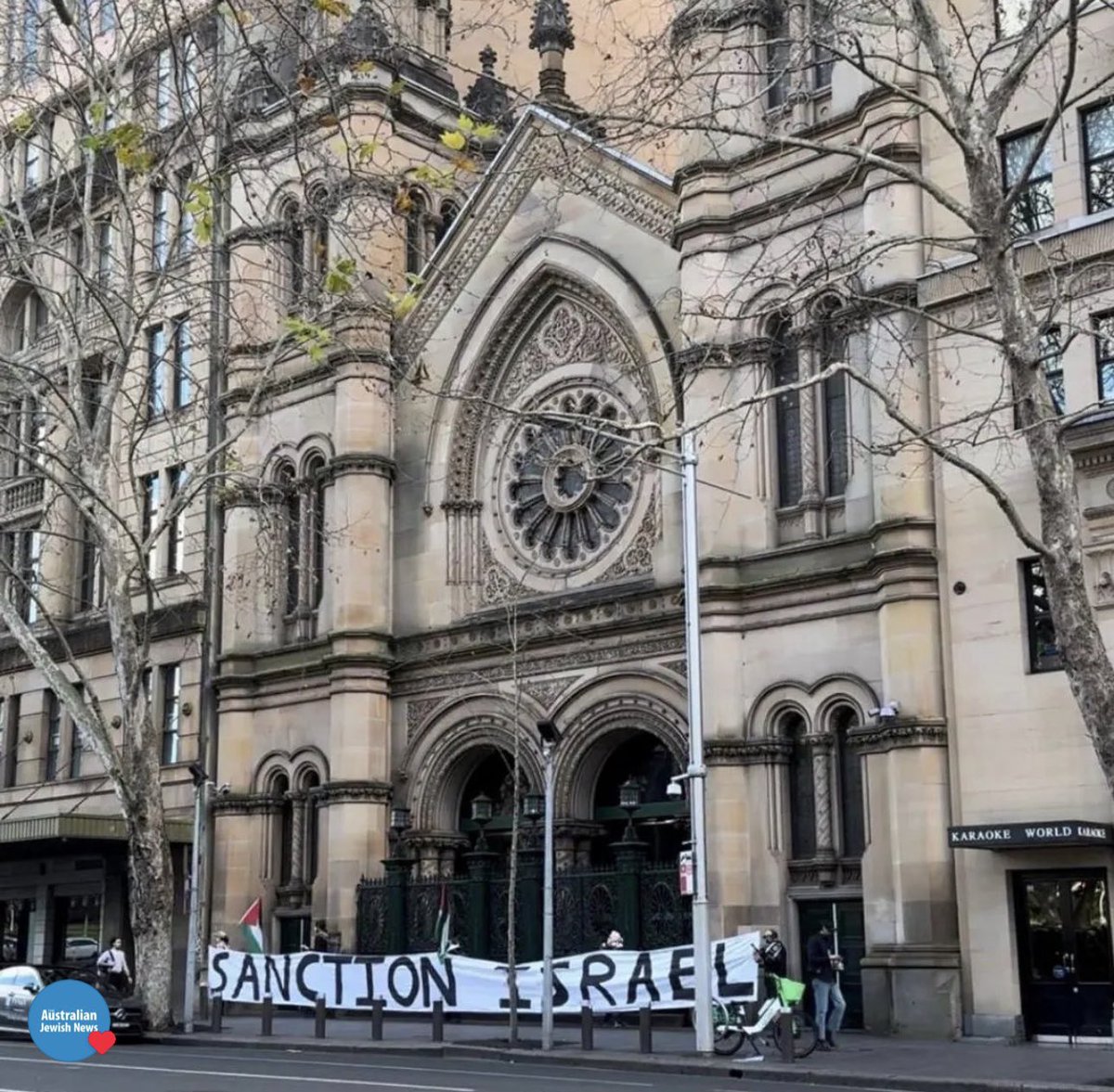 AlexRyvchin's tweet image. The Great Synagogue in Sydney is where Jewish families, mine included, have since 1878 gathered to celebrate marriages and bar mitzvahs, to mark our holy days and recite the mourner’s prayer. It is not an embassy. It is a synagogue. To target its congregants in this way is an…