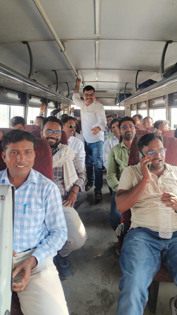 ऑनलाइन हाजिरी से नहीं है इनकार
 वर्ष में 30 उपार्जित अवकाश की है दरकार
#Boycottdigitalattendance
<a href="/DrDCSHARMAUPPSS/">Dr Dinesh Chandra Sharma</a> 
<a href="/UPPSS1921/">UPPSS(उ०प्र०प्राथमिक शिक्षक संघ)</a> 
<a href="/NeelTripathi74/">नीलमणि त्रिपाठी जिलाध्यक्षUPPSS अयोध्या</a> 
<a href="/Chakravarti000/">Dr Chakravarti Singh UPPSS</a> 
<a href="/PankajM55696081/">Pankaj Maurya</a> 
<a href="/ShashiB76935660/">Shashi Bhushan Advocate</a>
<a href="/PawanguptaPS/">pawan gupta</a> 
<a href="/PAWANKU33041070/">पवन कुमार चौरसिया</a>