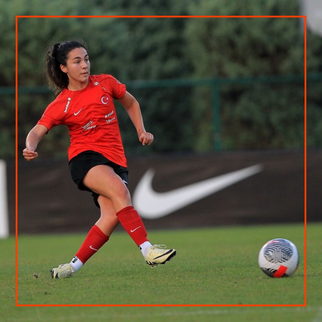 Tongue Tied Management tweet media