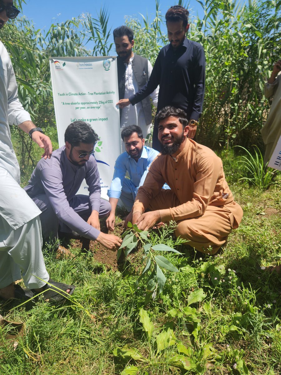 YoLoGoPak's tweet photo. Special thanks to the LGE&amp;RDD for their support and to everyone who participated. Together, we're not just planting trees; we're planting the seeds of a sustainable future.

#YouthinClimateAction
#PlantTrees
#DaraAdamKhel https://t.co/0wMMti3XiH