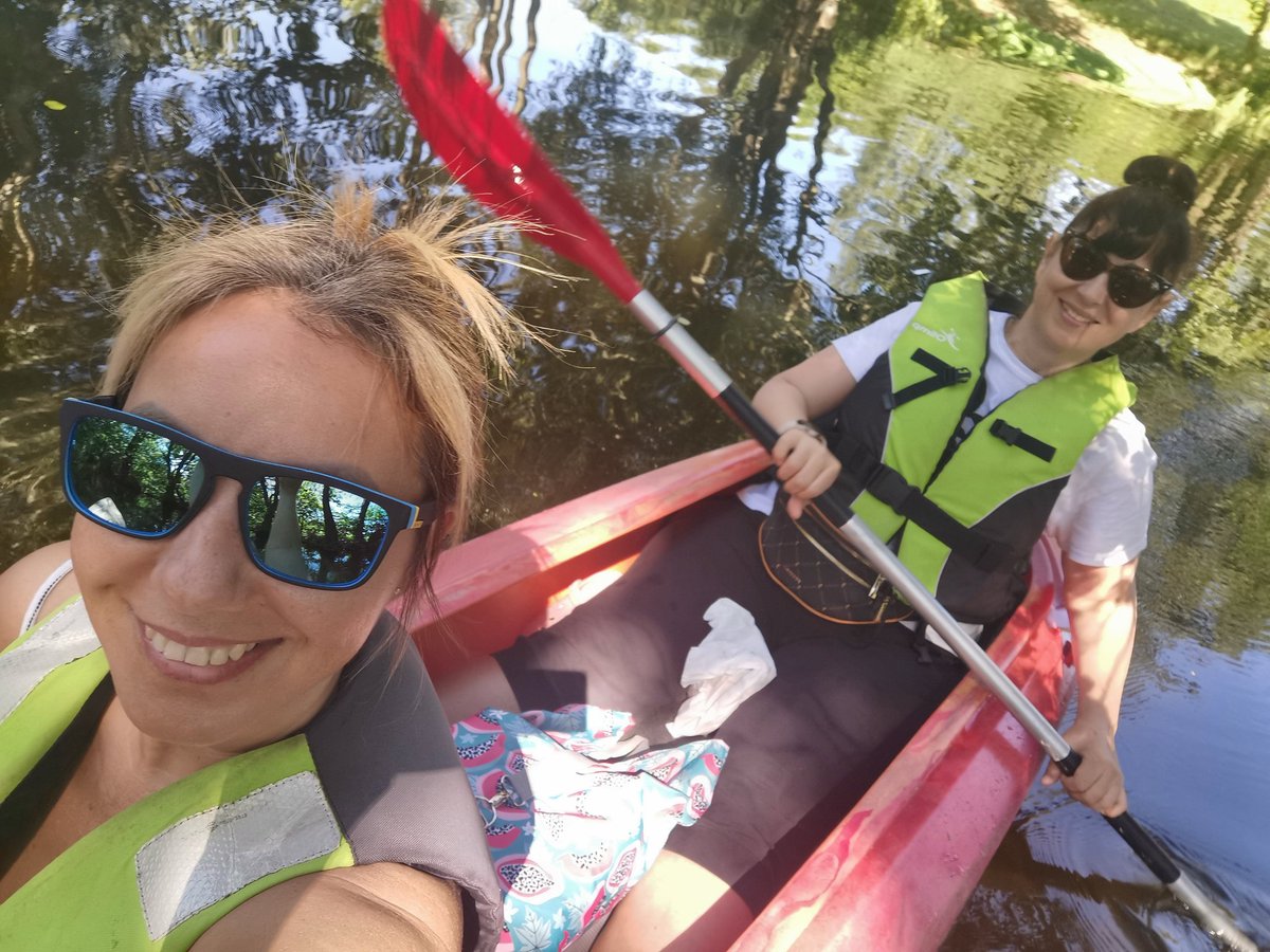 PatrycjaaPatii's tweet photo. Dzień święty świecić z @Baronowa_Kat ☀️
#Kajak #Piasnica #Debki https://t.co/RfrC2Wydz8